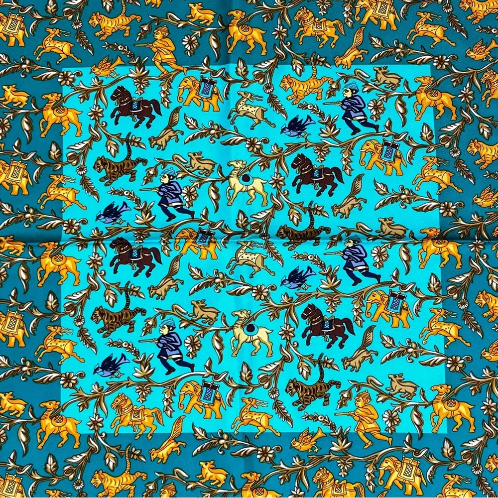 Hermes Chasse En Inde Scarf in Turquoise Blues 90cm - Picture 2 of 6